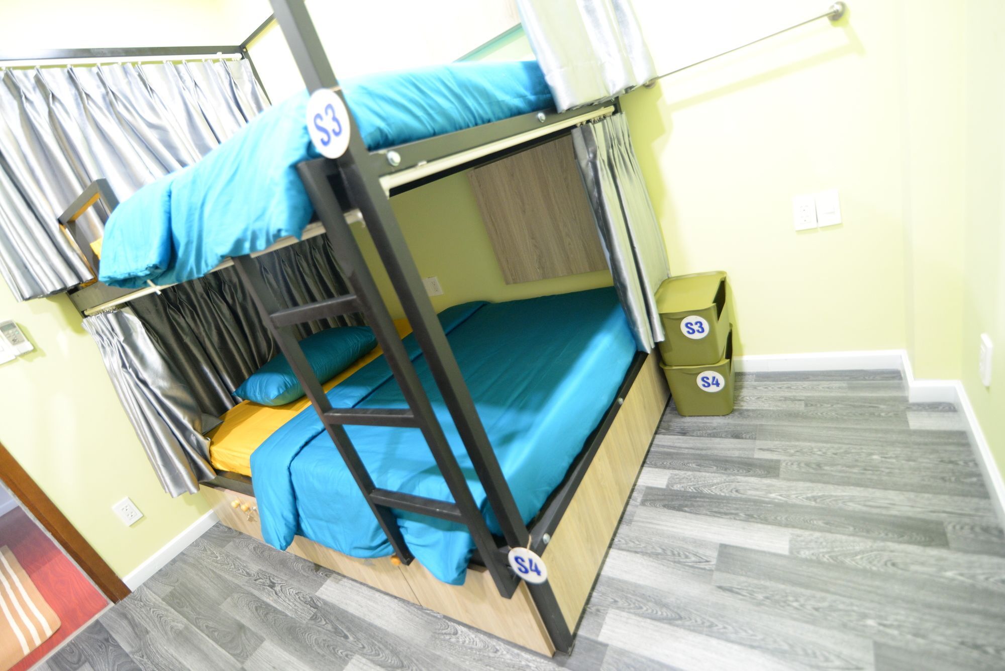 Scenic Valley Apartment 4 Bedroom - Sabina Hcm Хошимин Екстериор снимка