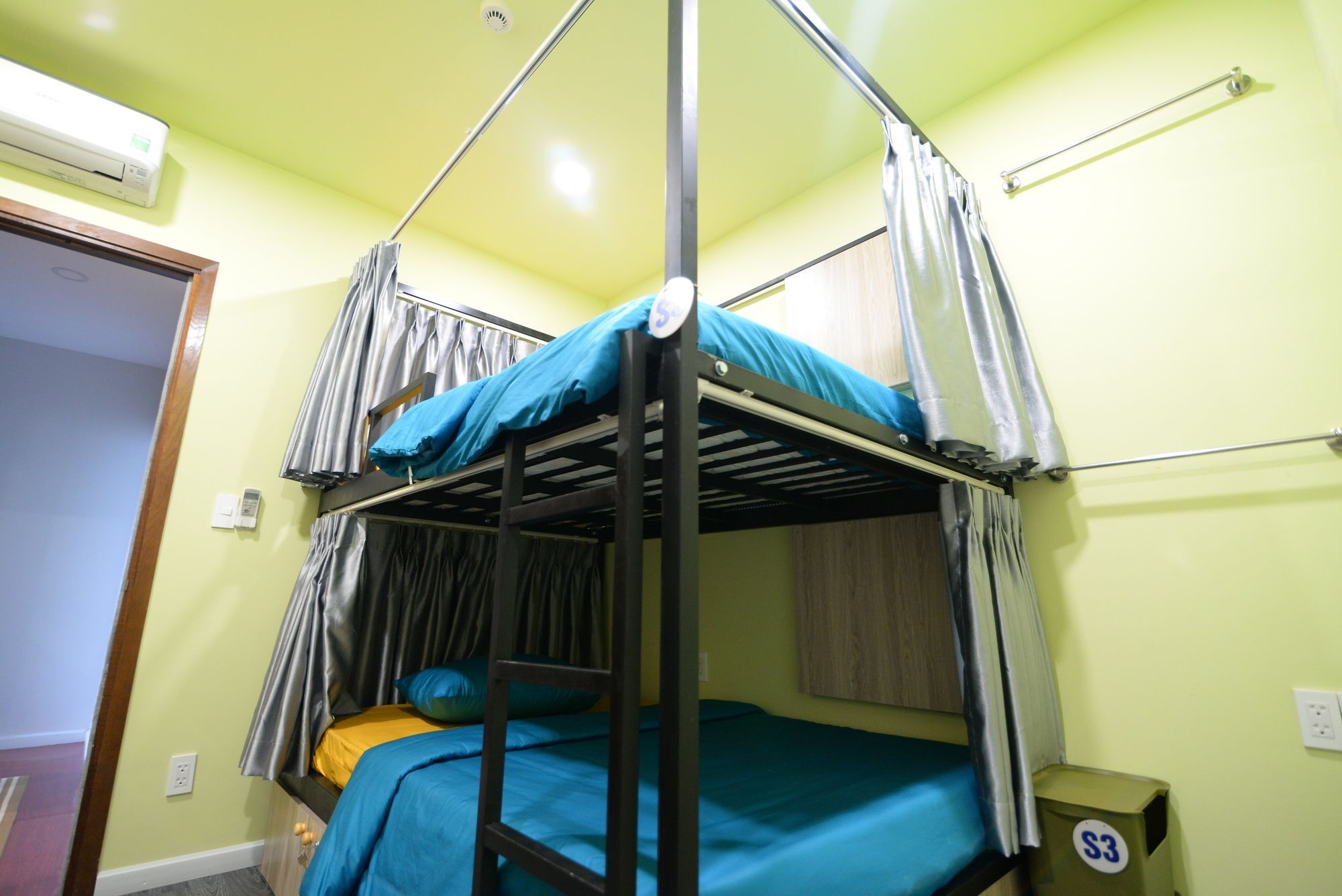 Scenic Valley Apartment 4 Bedroom - Sabina Hcm Хошимин Екстериор снимка