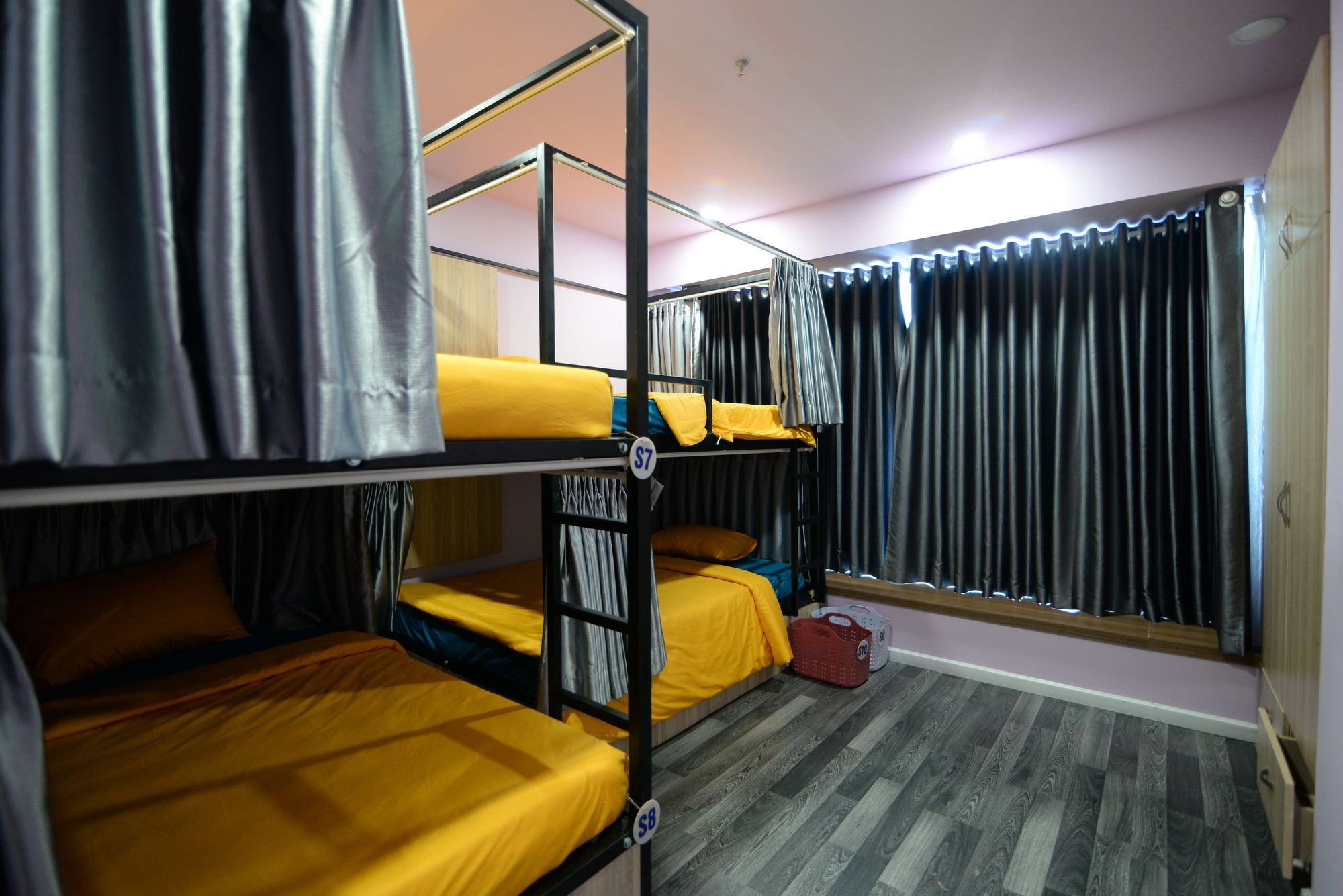 Scenic Valley Apartment 4 Bedroom - Sabina Hcm Хошимин Екстериор снимка