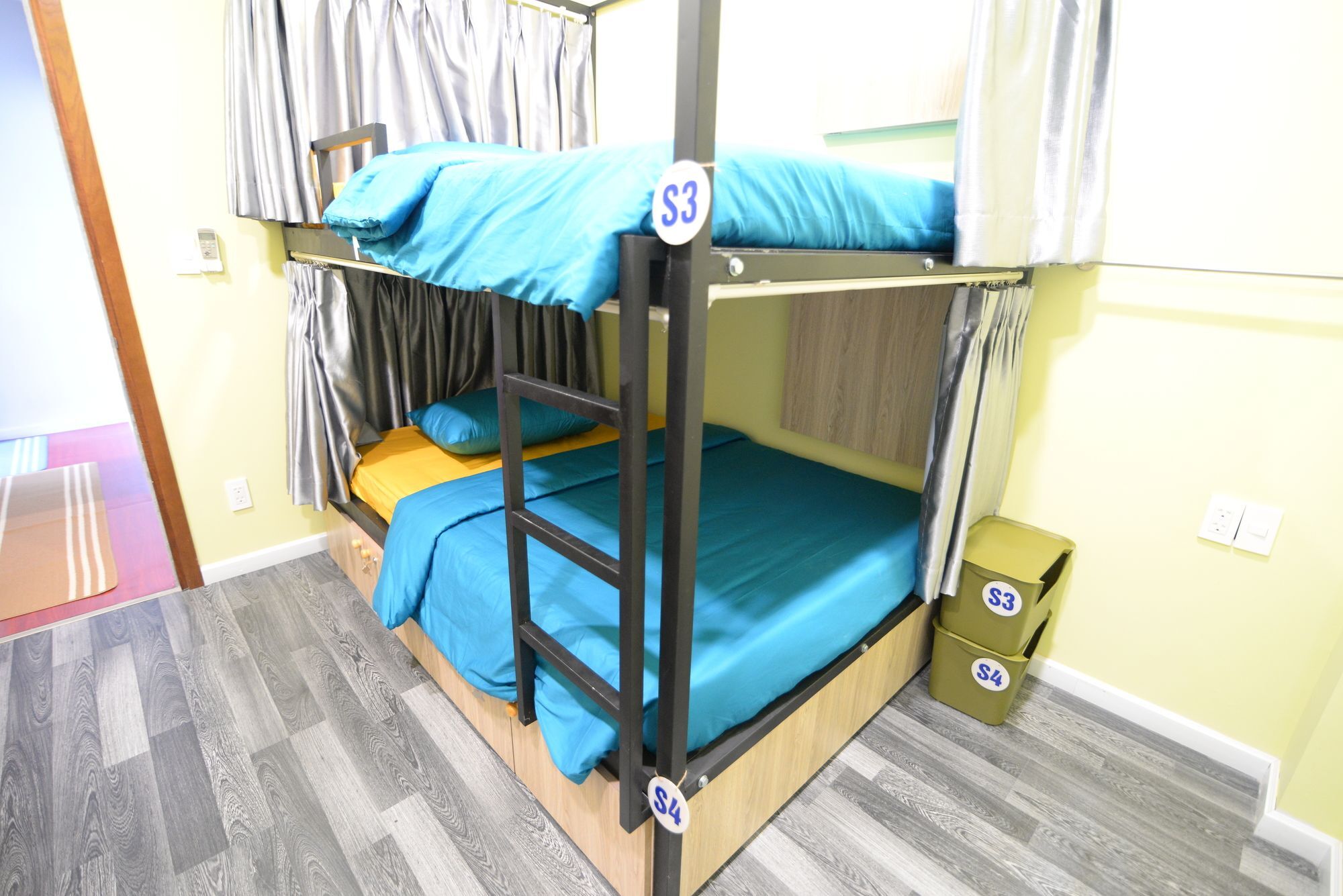 Scenic Valley Apartment 4 Bedroom - Sabina Hcm Хошимин Екстериор снимка